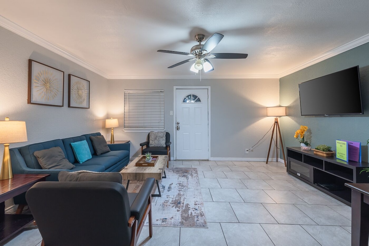 Beautiful Apartment at The Botanical Gardens #1