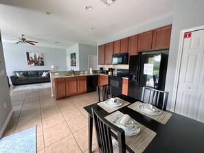 Interior - Amazing 5 bedroom house near Disney (Kissimmee)