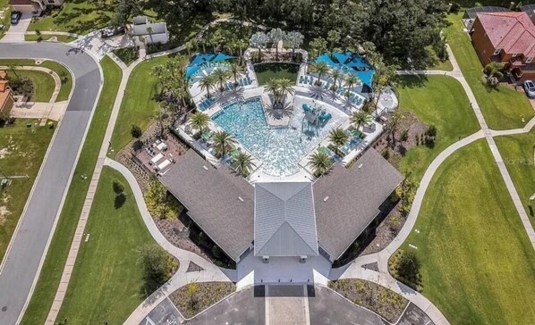 Exterior - Amazing 5 bedroom house near Disney (Kissimmee)