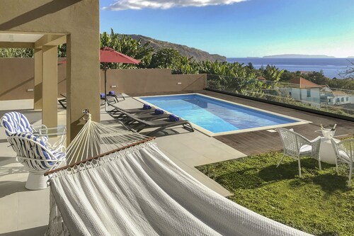NEU! Villa ALVINHO | Lebensstil & Natur | Beheizter Pool 28ºC