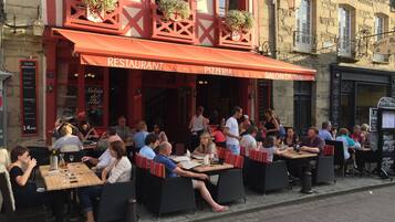 UtendĂžrsservering