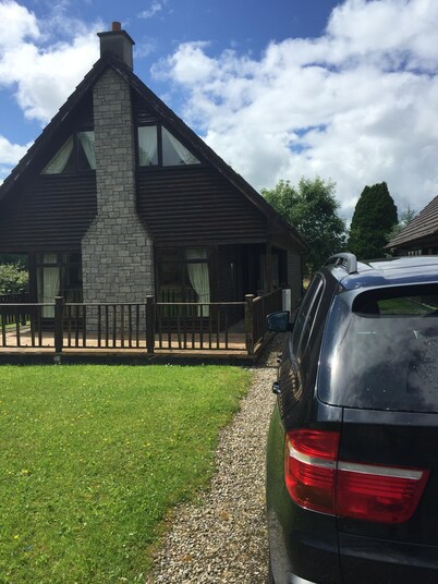 A 5 Bedroom Lodge near Lough Derg and close to the Shannon River in Portumna. 