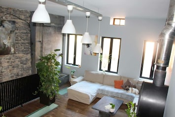 Salon