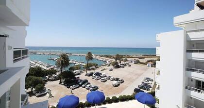 Astor Estepona: Lux 2BD Frontline Marina, Piscine, WiFi, vue sur la mer, parking privé