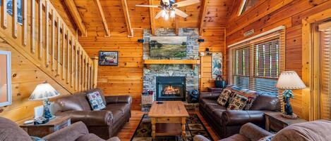 Smart TV, fireplace