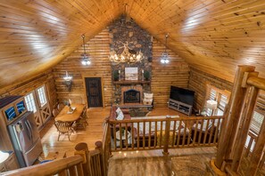 Smart TV, fireplace, DVD player, ping pong