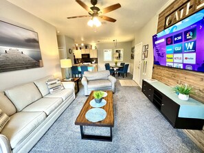 Smart TV, stereo - 1-104 Legacy Dunes, Modern Decor, Ground Floor, Pool View, King Bed (Kissimmee)