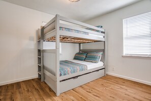 3 bedrooms, iron/ironing board, travel cot, WiFi