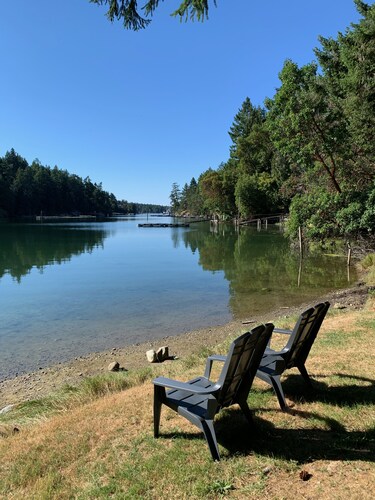 Galiano Oceanfront Cottage, Book now for spring and summer!