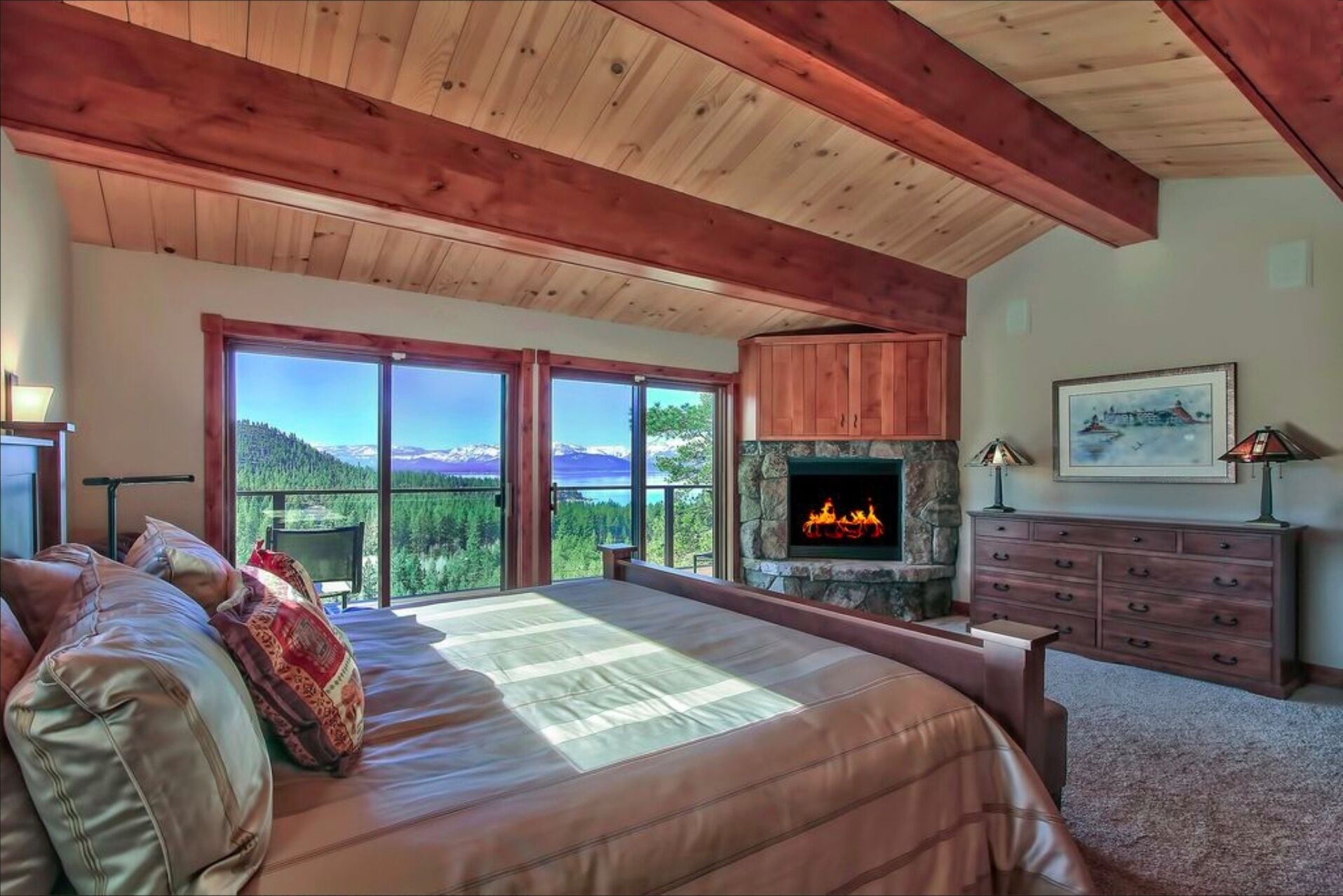 5 chambres, fer et planche à repasser, lit parapluie, Wi-Fi gratuit