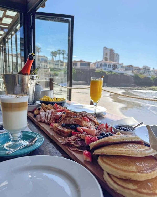 Outdoor dining - Beach House at Castillos Del Mar Luxury Ocean Front Community (Rosarito)