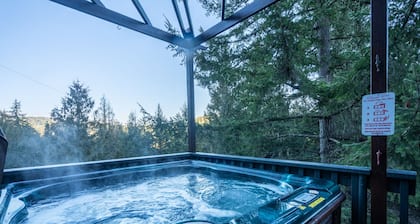 Matheson Lake Guest House