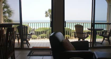 Kaunis rantahotelli 2 BR-2-kylpyhuoneisto - Ei lemmikkejä - joulu.-Feb. Kuukausi OLE MYY!