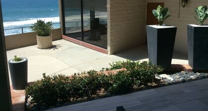 180 degree Ocean Front Views of whole Pacific Ocean...FuLL HOUSE AC and HEATING