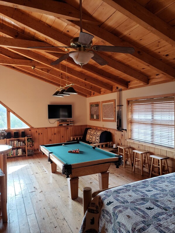 Spielezimmer