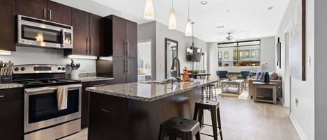 Fridge, microwave, oven, stovetop