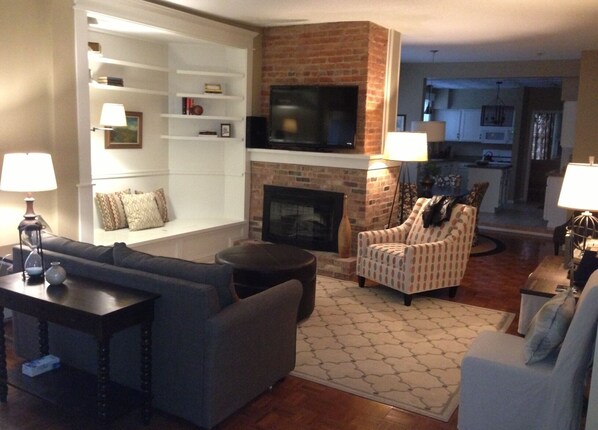 TV, fireplace, DVD player