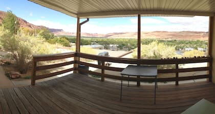 Belles vues surplombant la vallée de Moab!