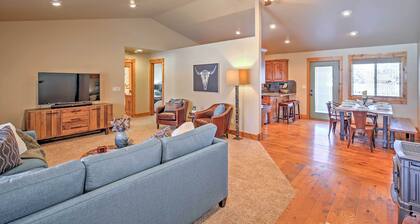 Mary Ann's Mountain Maison - visit nat’l parks, walk to town, grill out in yard