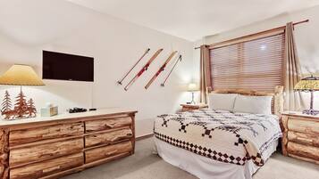 2 Schlafzimmer, Bügeleisen/Bügelbrett, Reisekinderbett, kostenloses WLAN