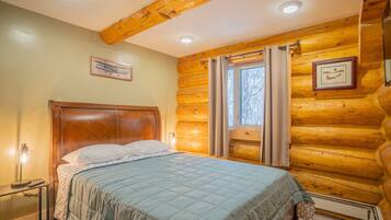 2 Schlafzimmer, Schreibtisch, Bügeleisen/Bügelbrett, Reisekinderbett