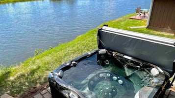 屋外スパ浴槽