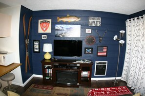 Interior - Charming Studio  (Mammoth Lakes)