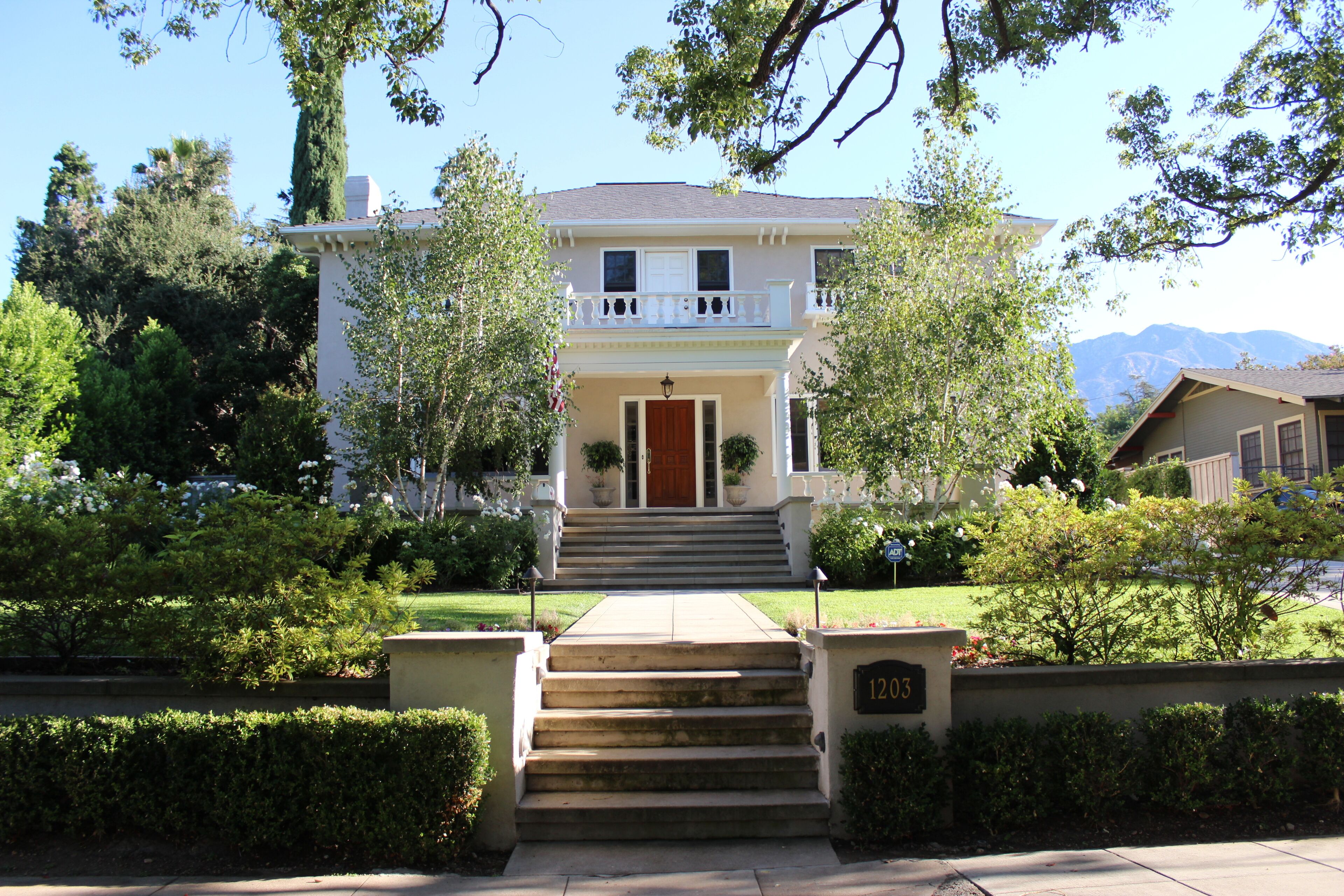 Special 795 Nightly Rate In August! Historic Highland's Pasadena Home! 