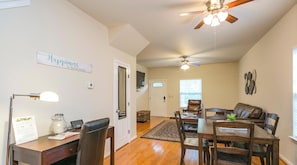 Interior - Moments Together Near Downtown w/ 4 Master Private Suites with full baths each (Nashville)