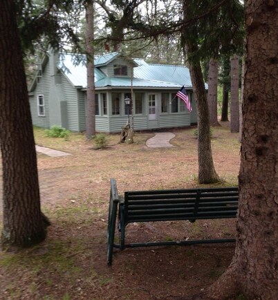 The Pines Hideaway Cabin by Tippy Dam