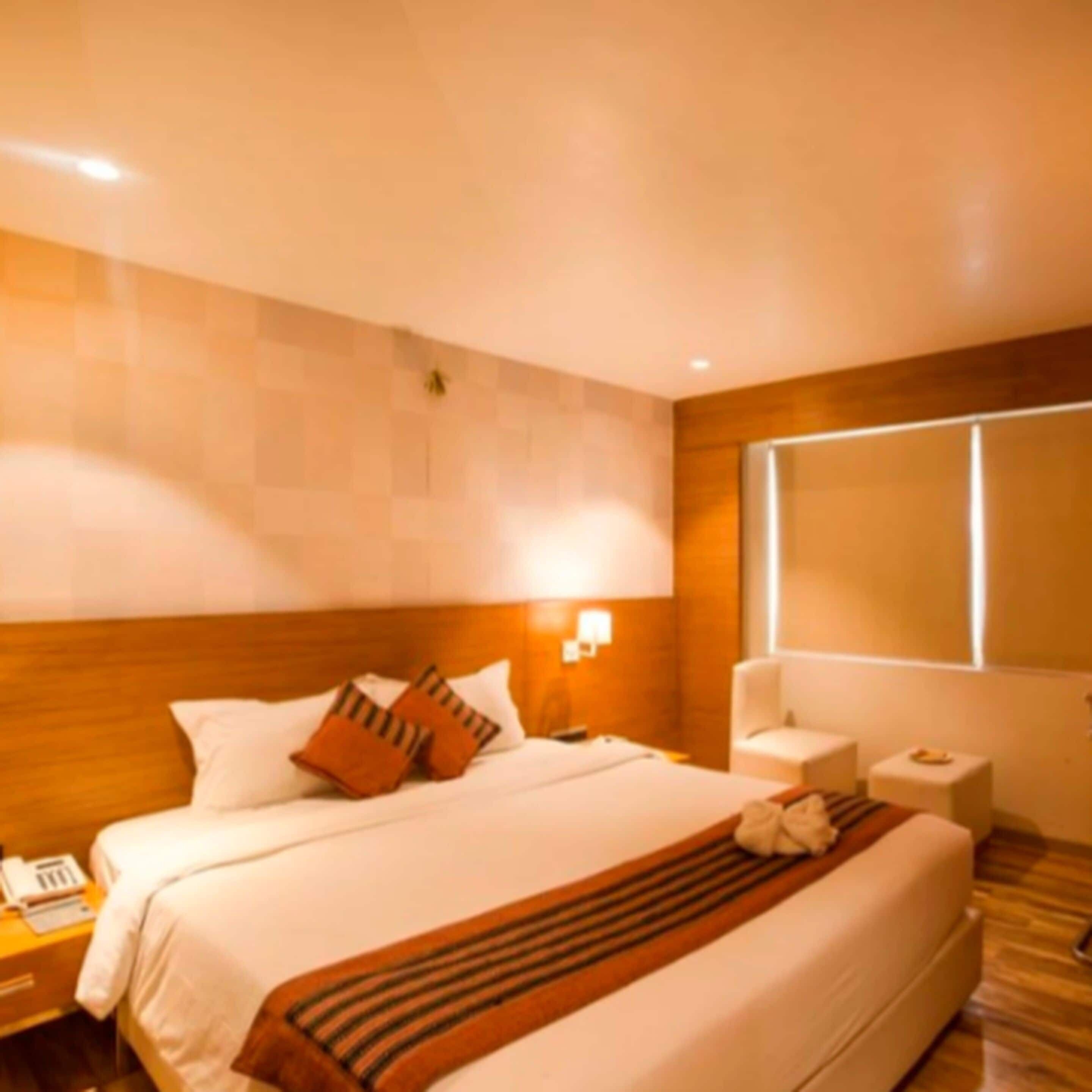 1 bedroom, Egyptian cotton sheets, premium bedding, minibar