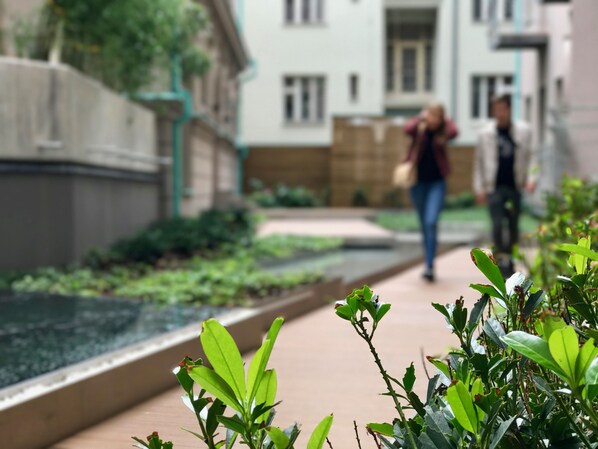 Property grounds - Art Suites Spalena (Prague)