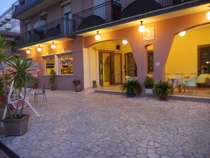 Terrace/patio - Hotel Anita (Gatteo)