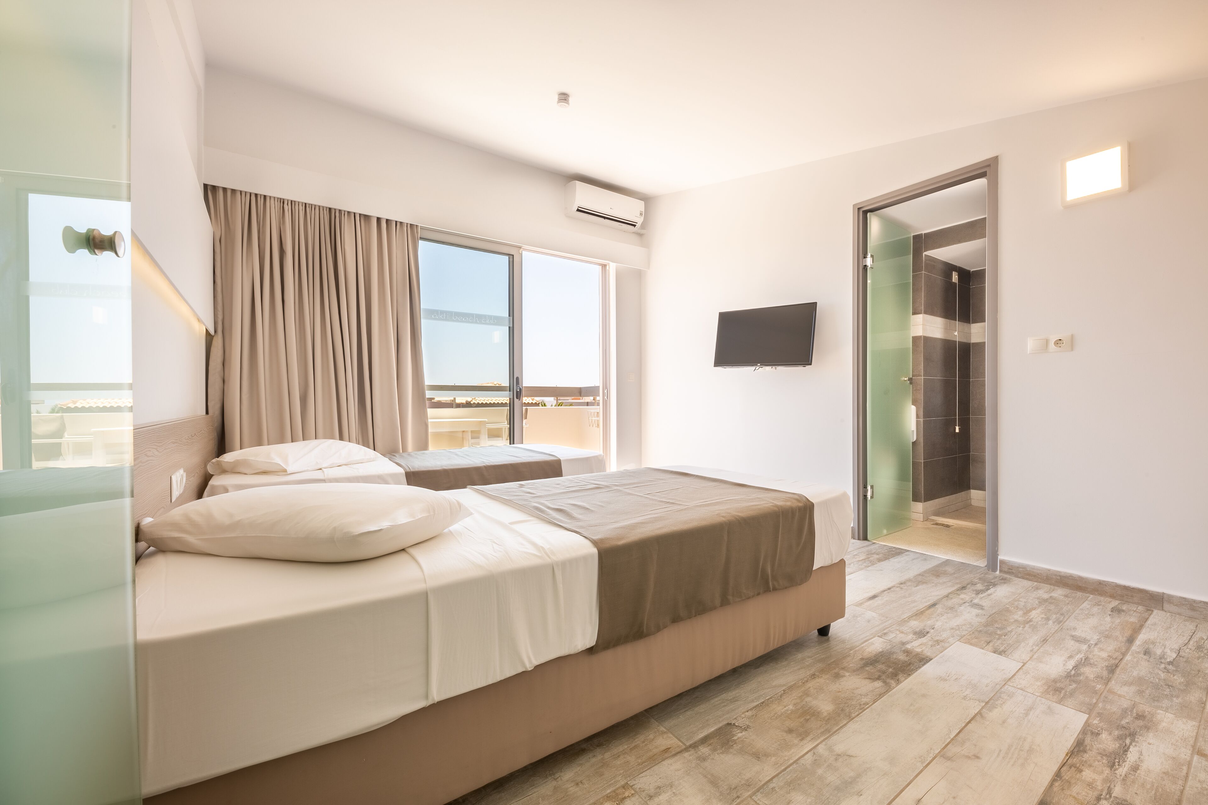 Foto - Akti Beach Club