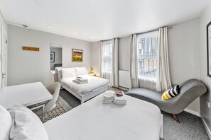 3 soverom, sengetøy i egyptisk bomull og strykejern/-brett