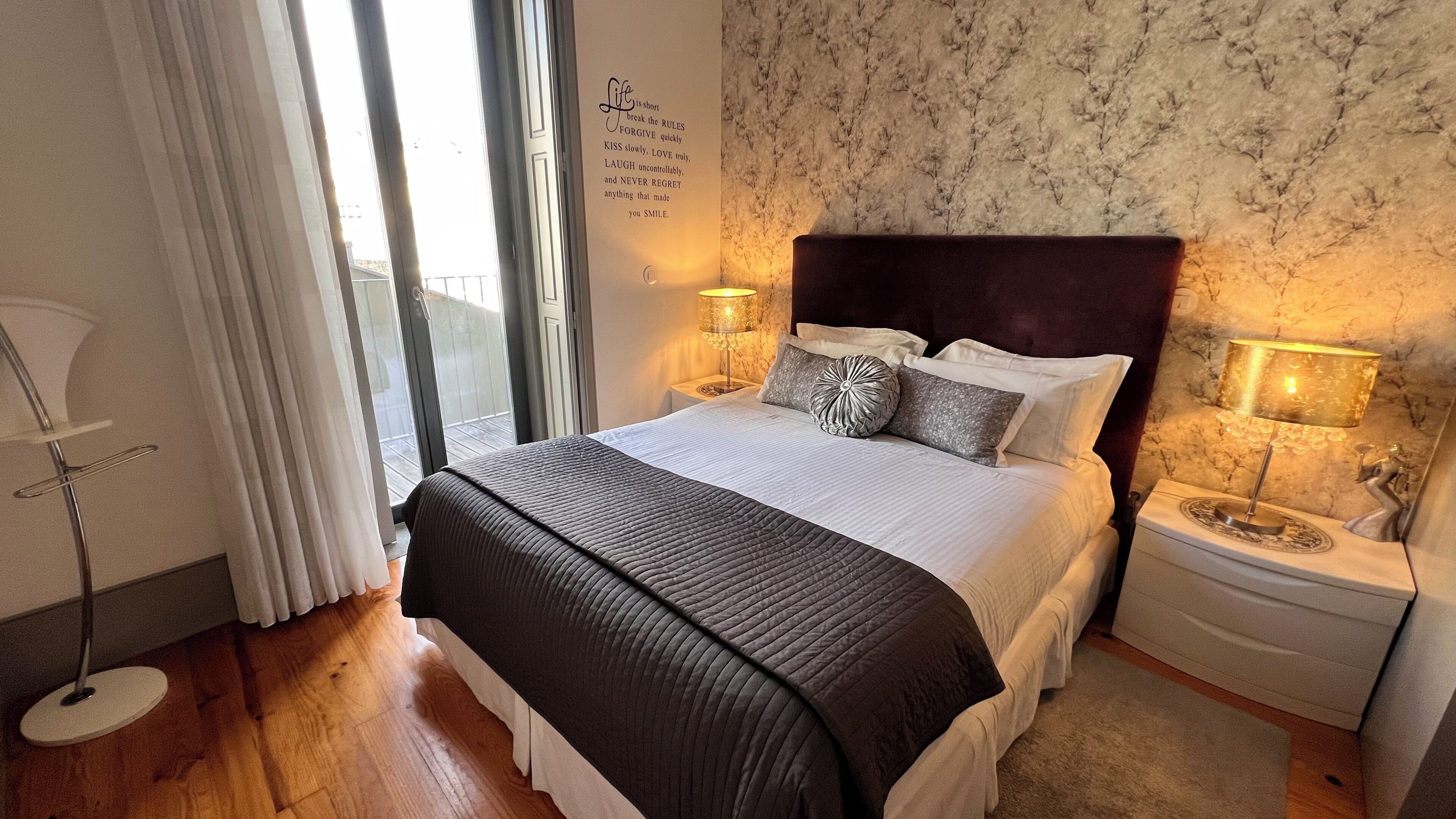 1 bedroom, in-room safe, desk, soundproofing