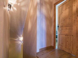 Interior - Poolside Luxury Villa in Montignac (Montignac)