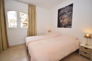 4 bedrooms, WiFi