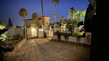 Jardines del alojamiento