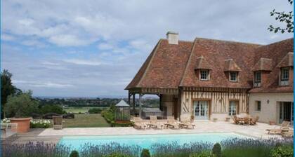Deauville Meerblick und Rennstrecken in der Nähe des Golfs