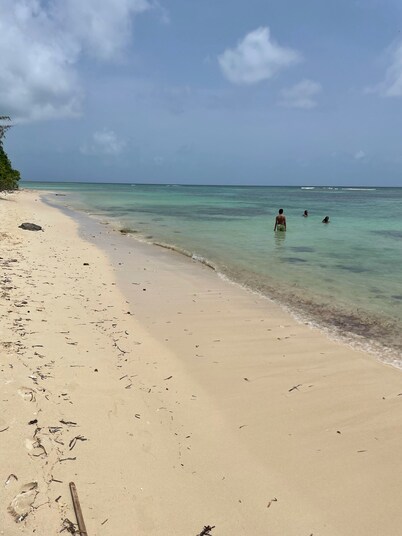 * EXCEPTIONAL RATES * SPACIOUS VILLA COMFORTABLE WITH LARGE PRIVATE POOL 