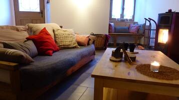 TV, DVD player, books