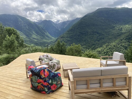 moderne und komfortable Villa mit herrlichem Blick in den Pyrenäen Ariege