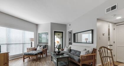 Condo confortable avec un accès facile au Comal, au centre-ville et à Schlitterbahn.