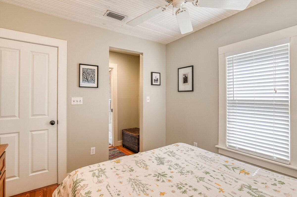 Photo 34 of Historic Downtown Home with Heated Pool and Cottage! Walk to Everything!