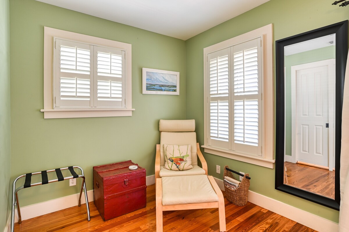 Photo 21 of Historic Downtown Home with Heated Pool and Cottage! Walk to Everything!