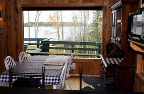 Dining - Lake Vermilion Getaway Property Great Location, Space, Beach (Tower)