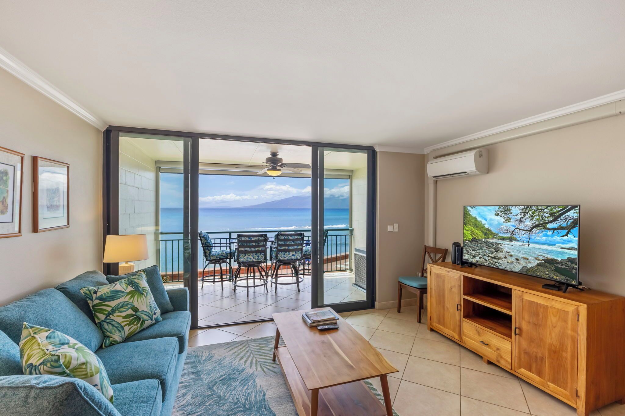 Smart TV, DVD player, books, offices