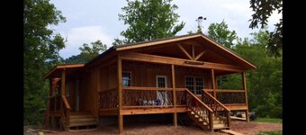 180 DEGREE VIEW SMOKY MOUNTAIN NATIONAL PARK 3 miles Cherokee  5 miles casino!