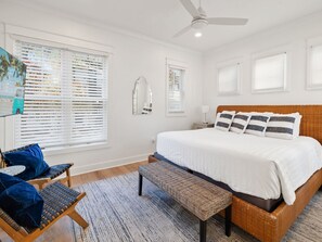 4 عدّة غرف نوم ومكتب ومكواة/لوح كي وواي فاي مجانًا